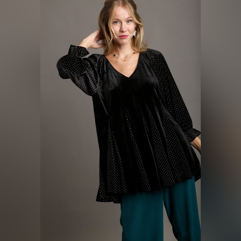 Umgee Godet Hem Polka Dot V-Neck Blouse